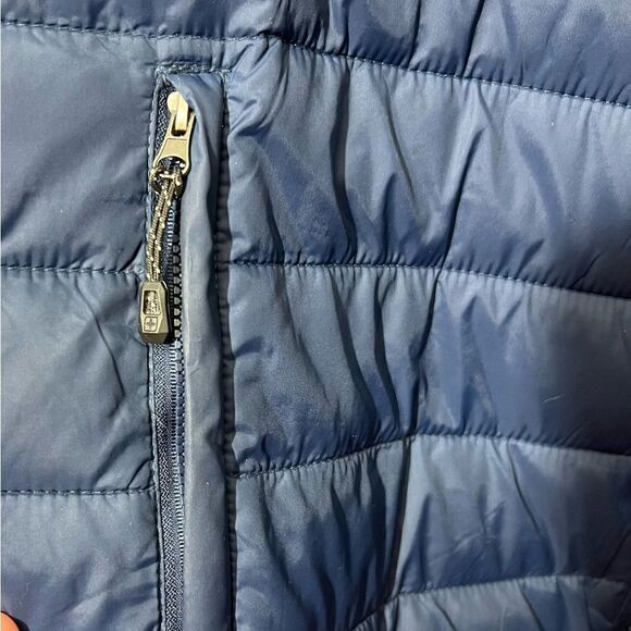 Swiss tech, adult, medium, light weight, puffer coat - Picture 4 of 7